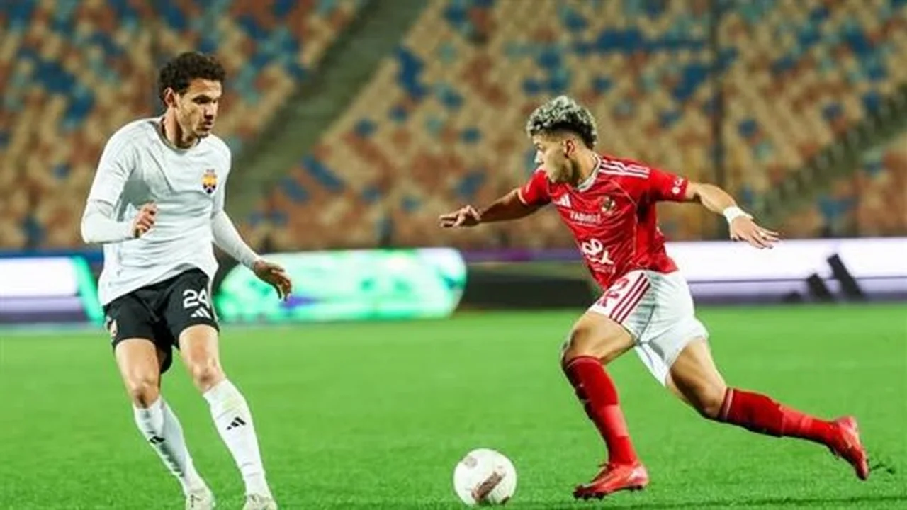 موعد القمة المرتقبة.. توقيت مباراة الأهلي وسموحة في الدوري والقنوات الناقلة للمواجهة